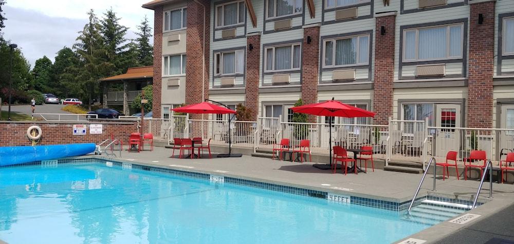 Holiday Inn Victoria - Elk Lake By Ihg Saanich Екстериор снимка