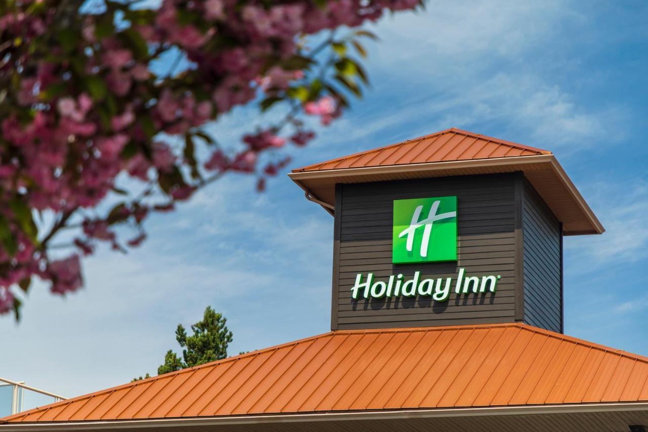 Holiday Inn Victoria - Elk Lake By Ihg Saanich Екстериор снимка